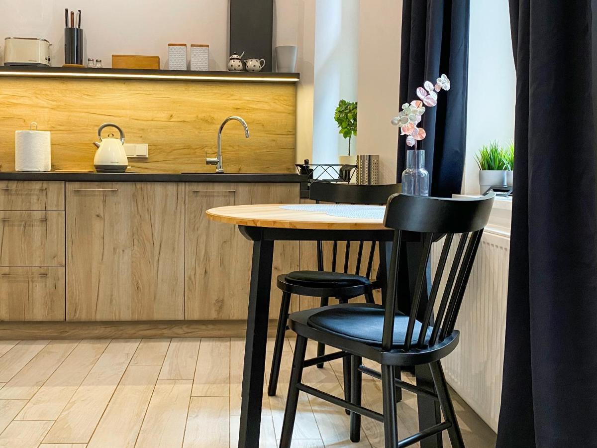 Beautiful Studio For Couples With Air Conditioning - Old Town & Main Station Краков Экстерьер фото